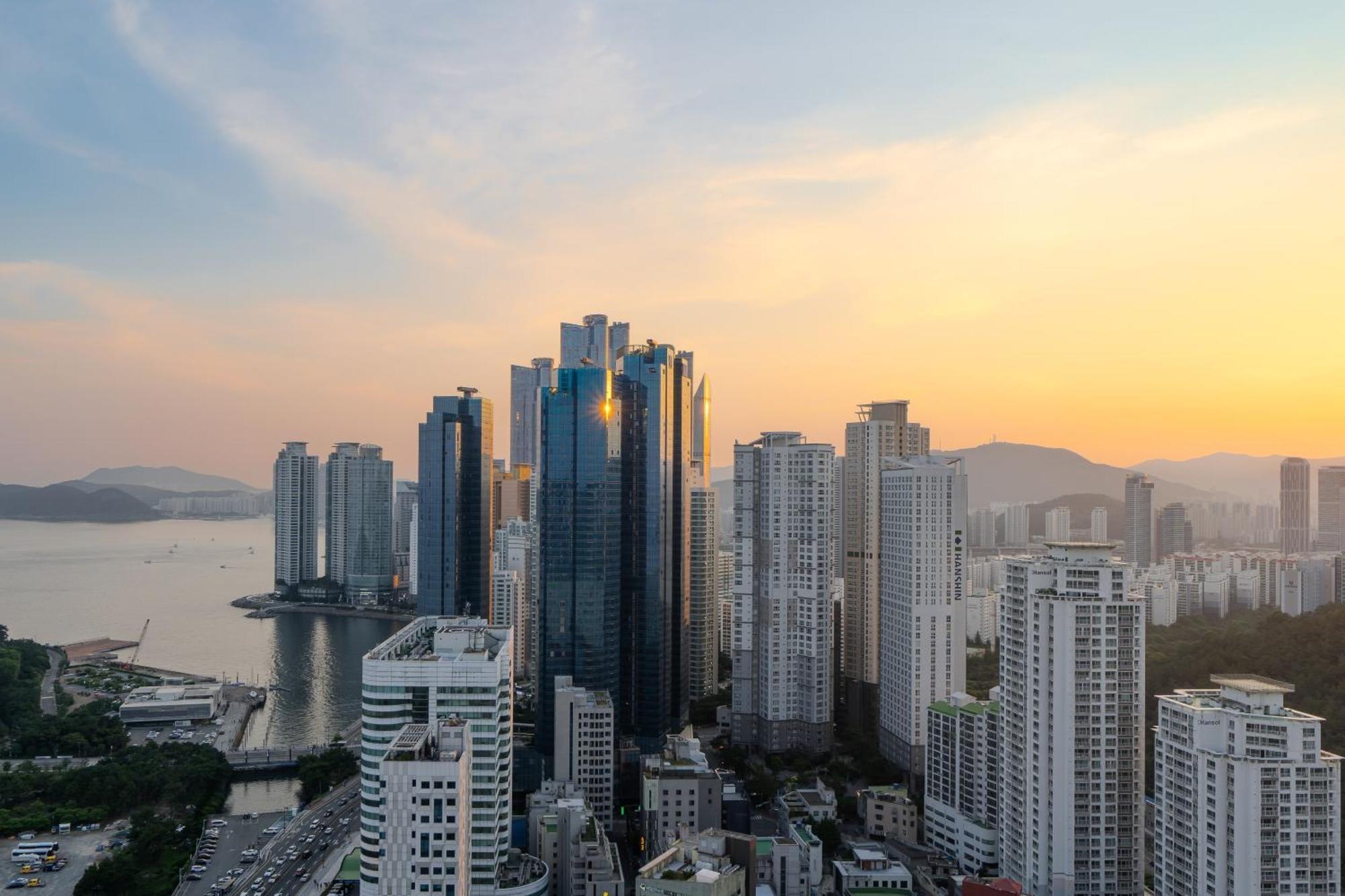 Le Collective Haeundae Paragraf Пусан Екстериор снимка